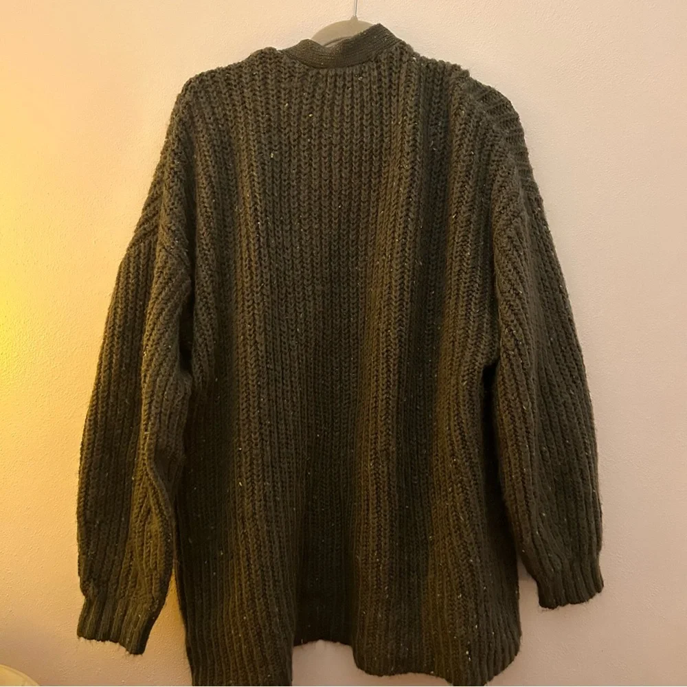 American Eagle Cardigan - Picture 5 of 5